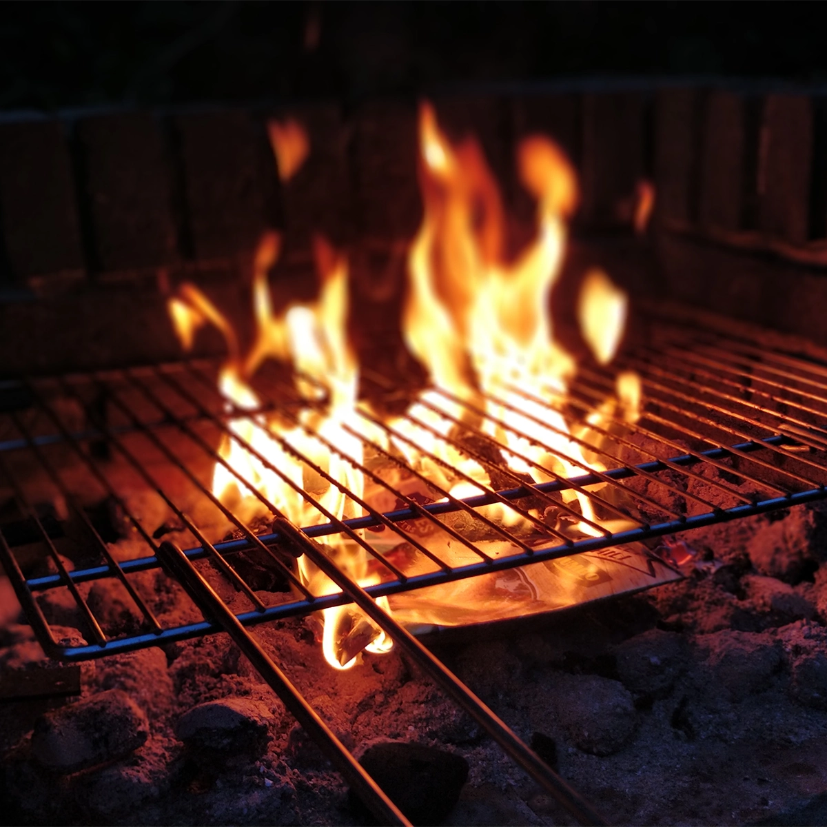 Barbecue charbon de bois GoodHome Etowah